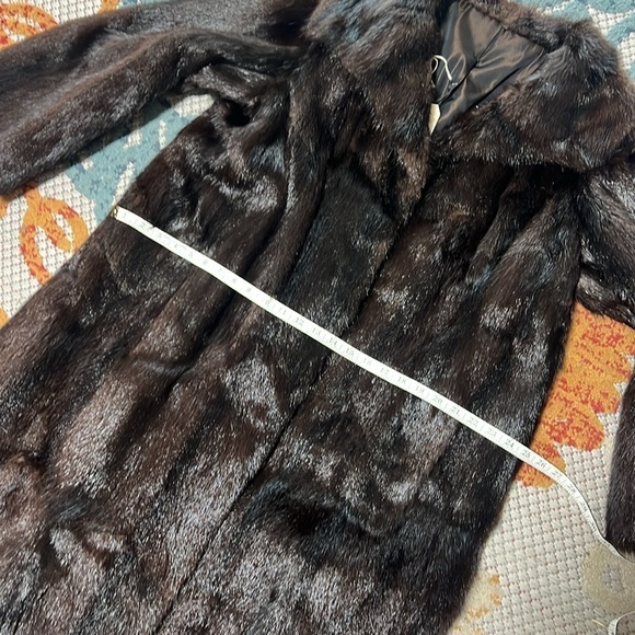 Elegant Dark‎ Brown Mink Coat Huge Collar - Picture 11 of 15